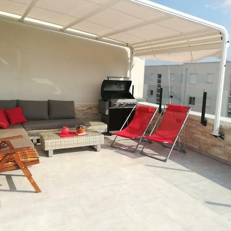 Apartment Antonella Nin Exterior photo